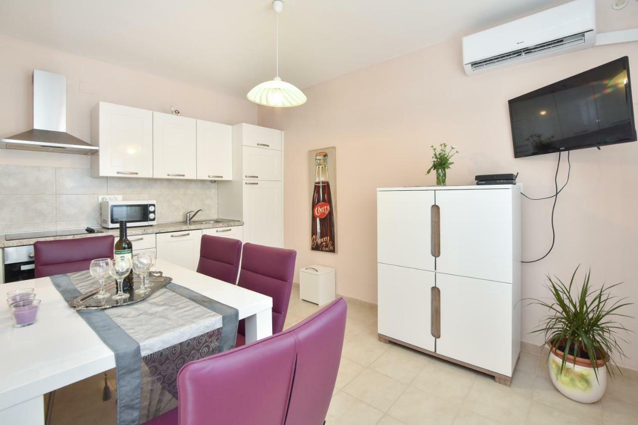 Apartment Neyra Split Exterior photo